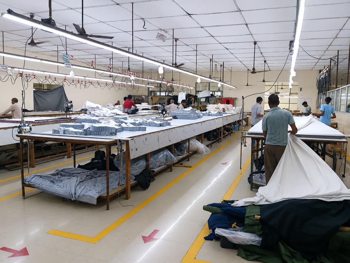 Automated cutting machine