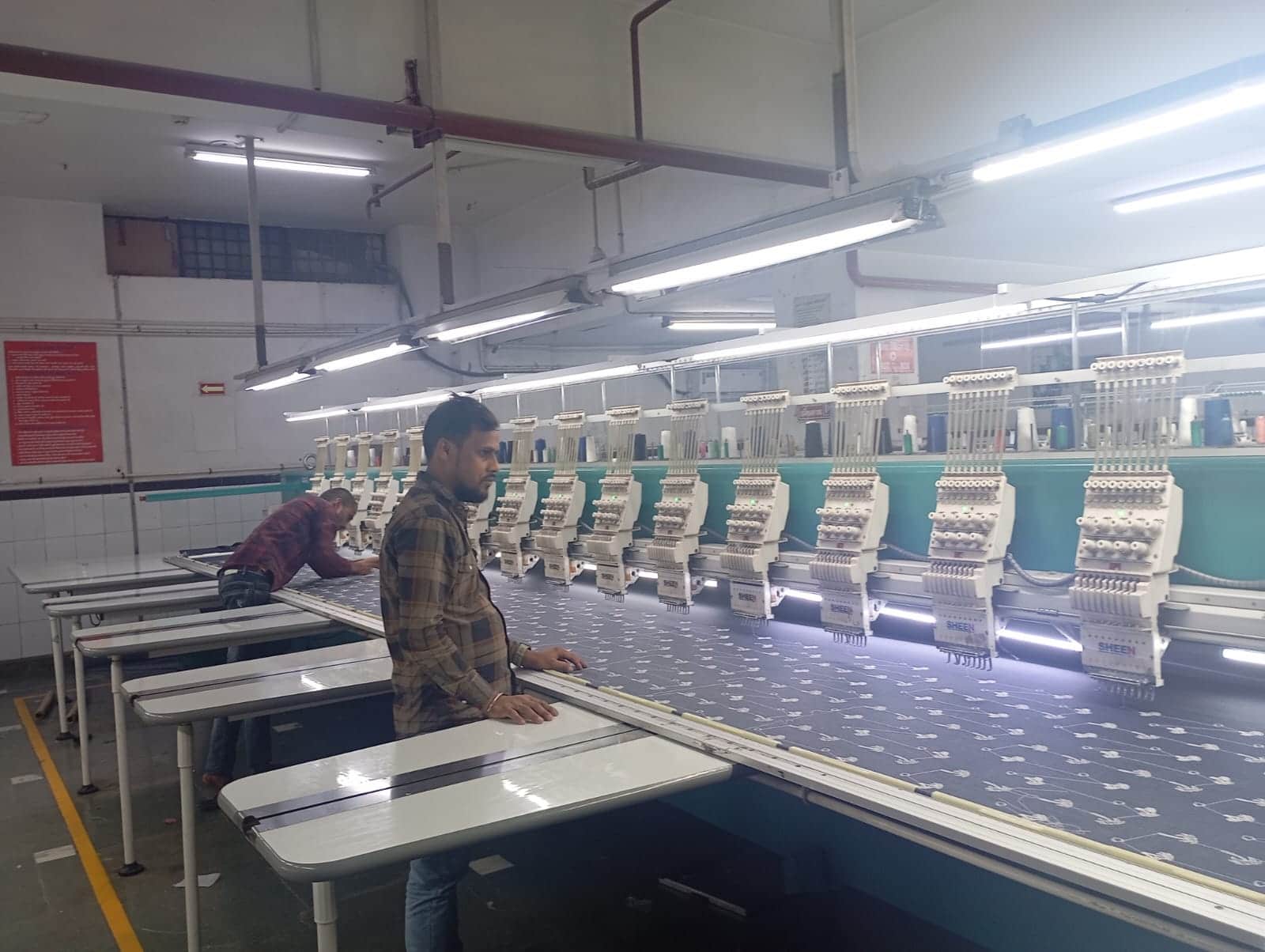 Computerized embroidery machine